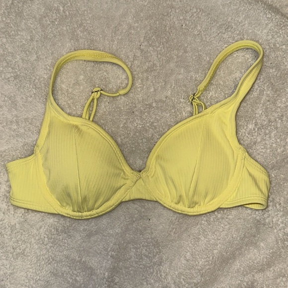 Target Swimsuit - Picture 3 of 5